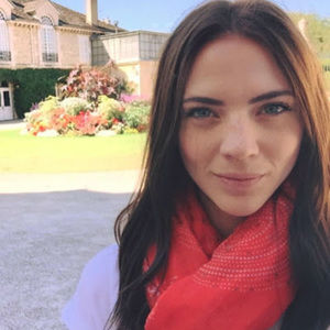 Meet your Posher, Ashley